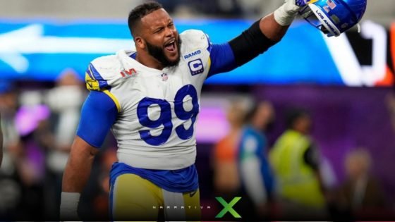 aaron donald celebrando el SB56